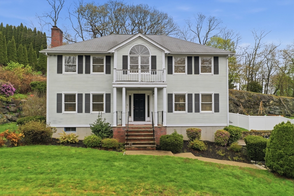11 Roseanna Park Dr