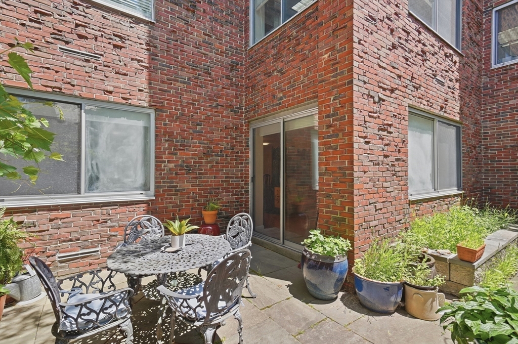 14 Concord Avenue # 102