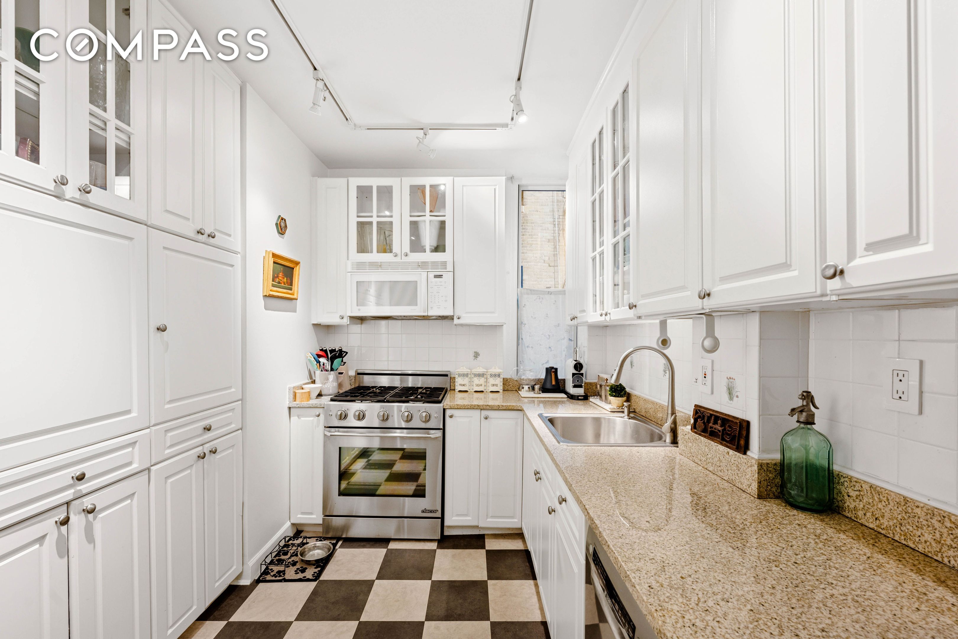 50 W 67th Street 4F