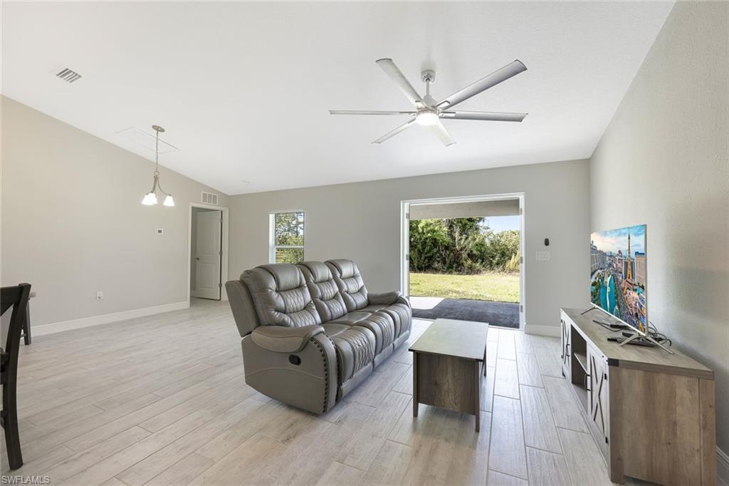 2306 NW 27th AVE