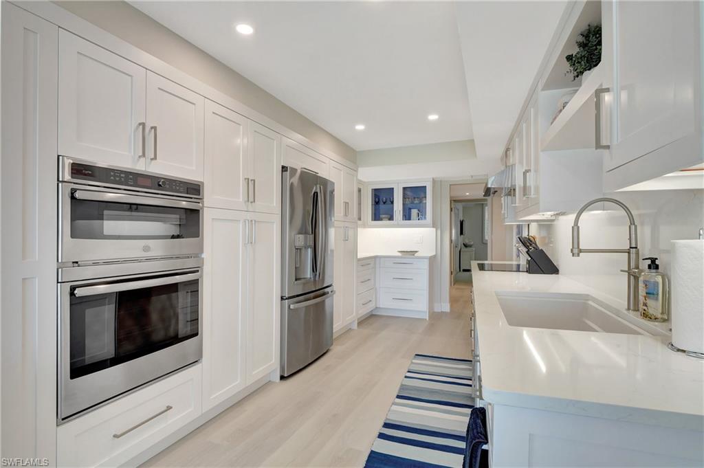 2357 Gulf Shore BLVD N # 107