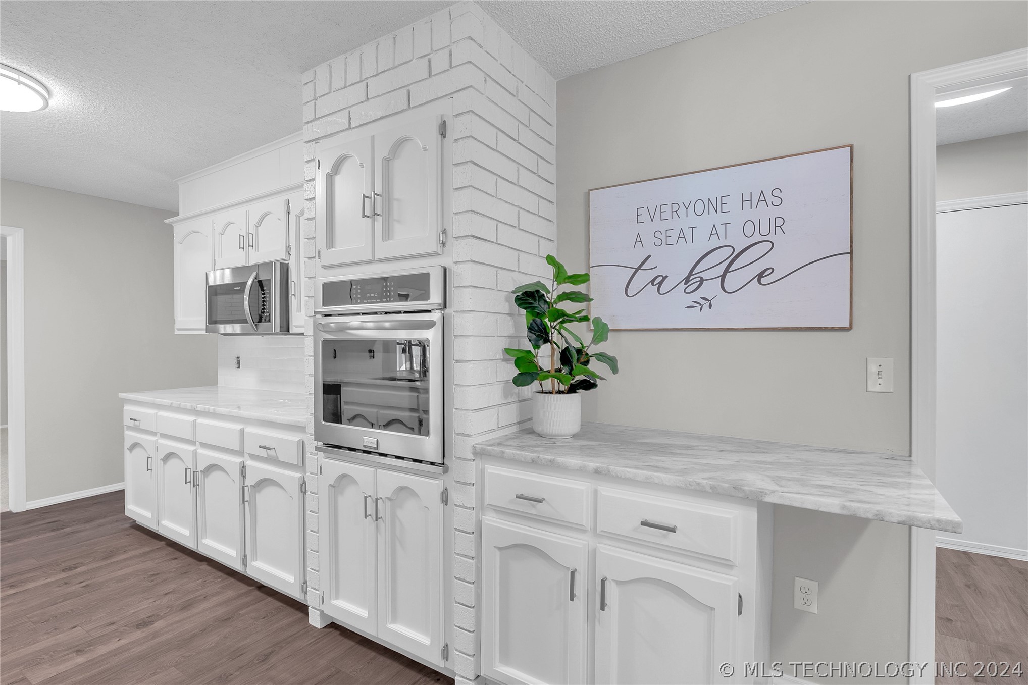 7003 E 78th Place