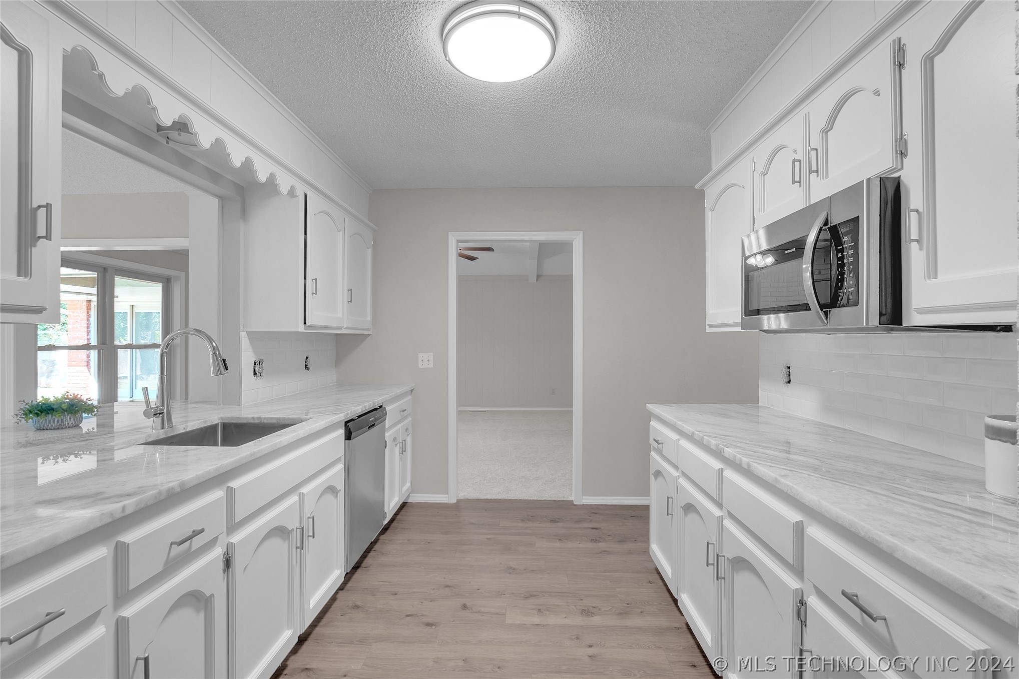 7003 E 78th Place