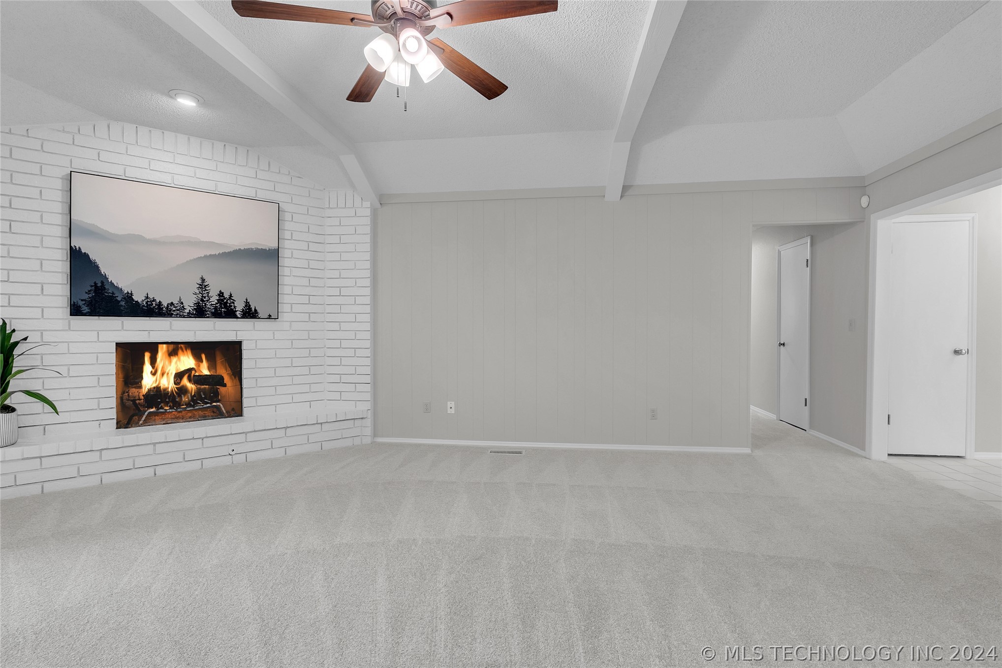 7003 E 78th Place