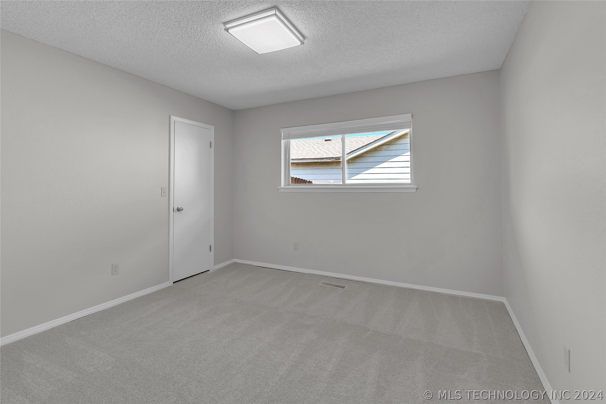 7003 E 78th Place