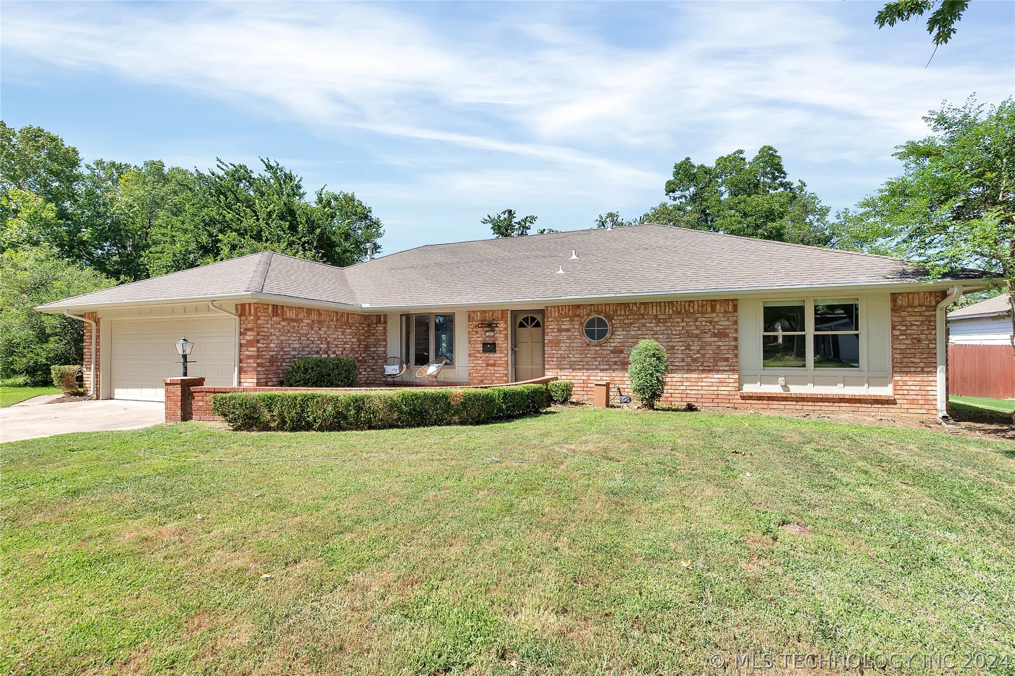 7003 E 78th Place