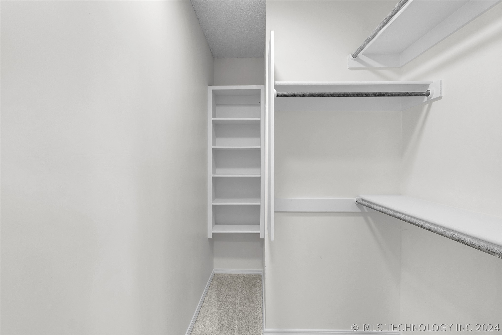 7003 E 78th Place