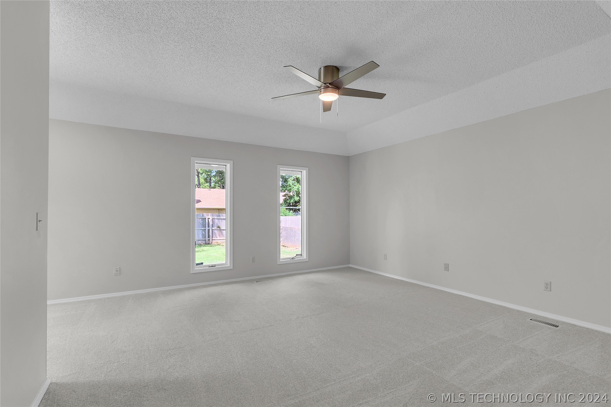 7003 E 78th Place