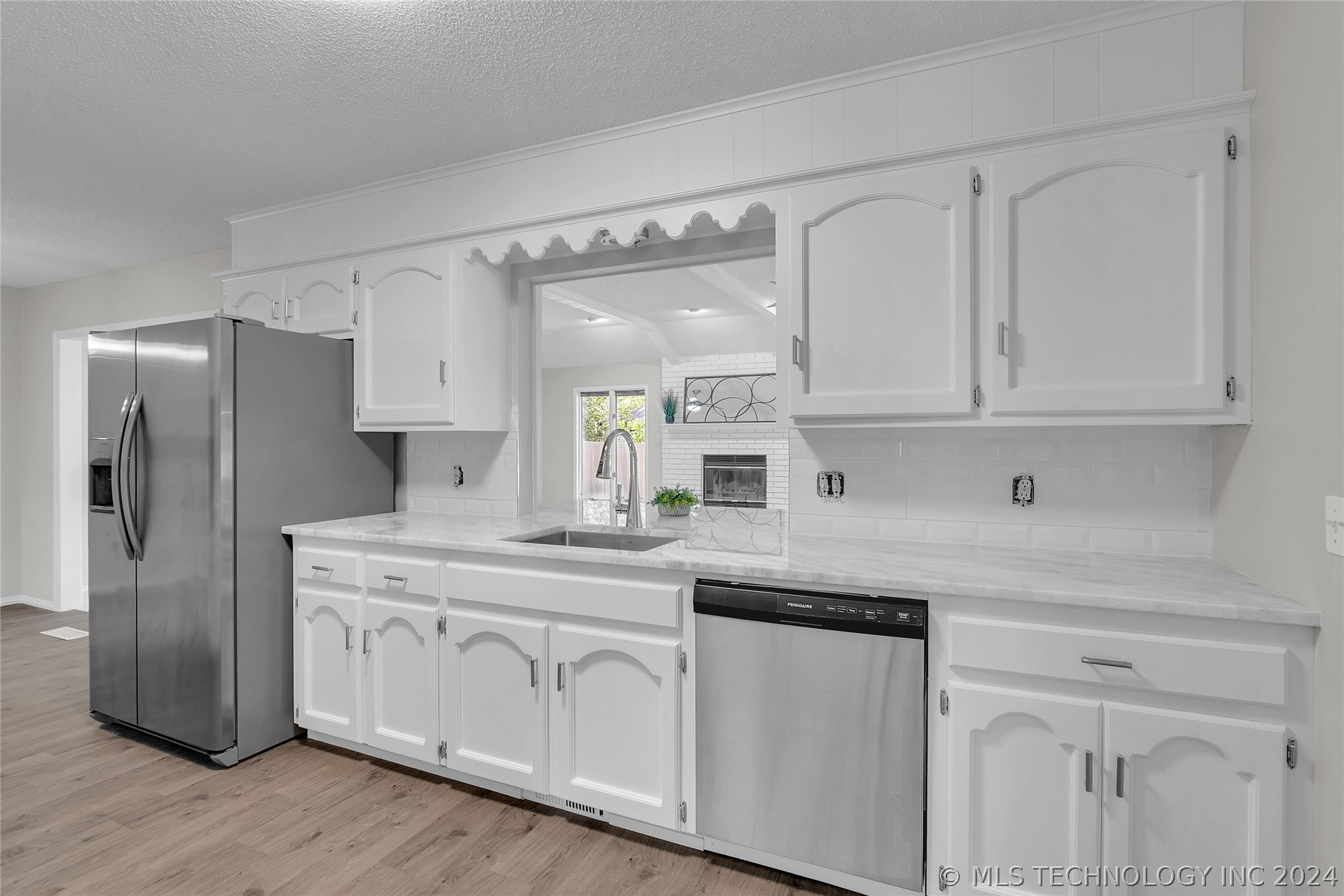 7003 E 78th Place
