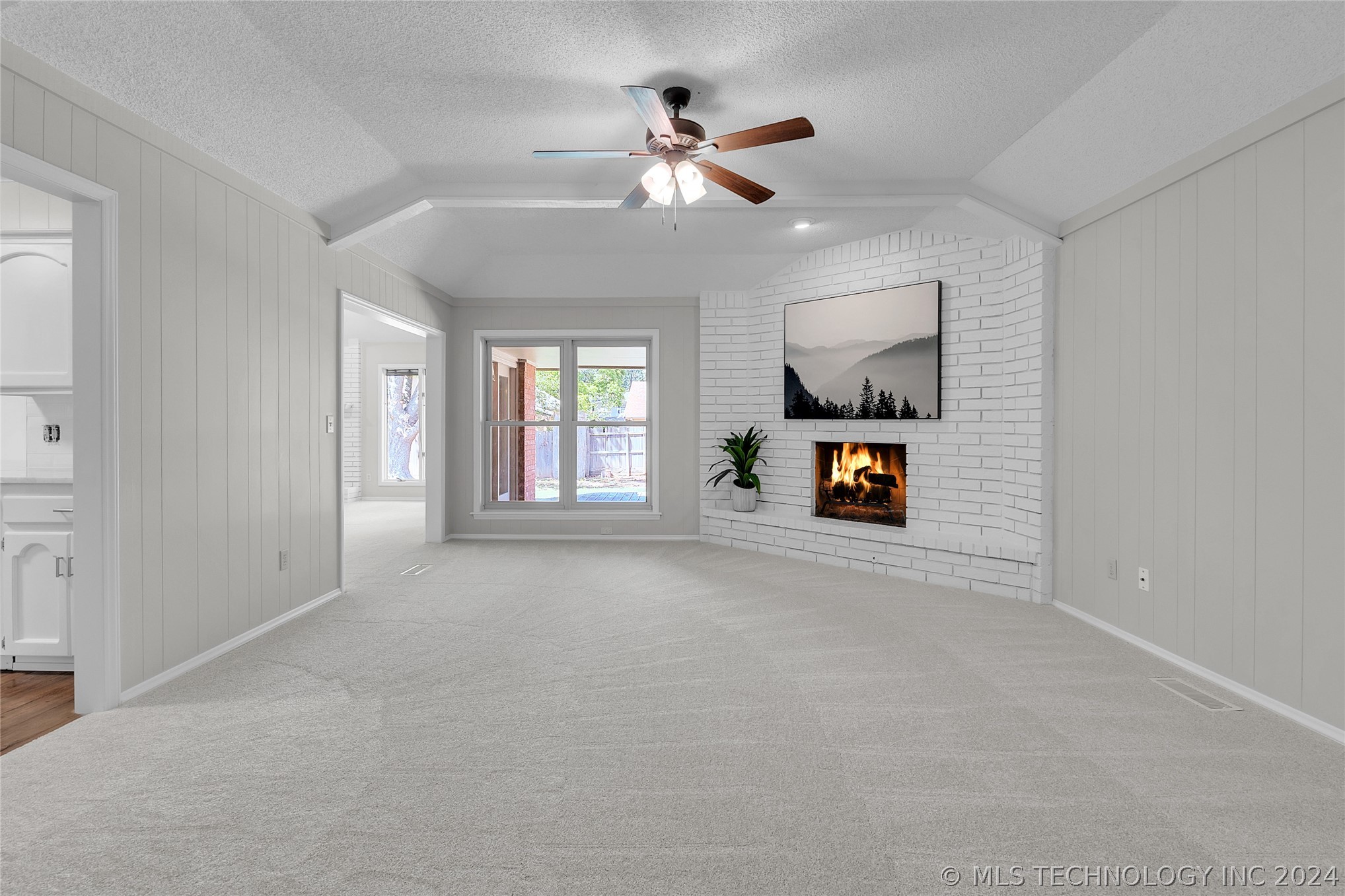 7003 E 78th Place