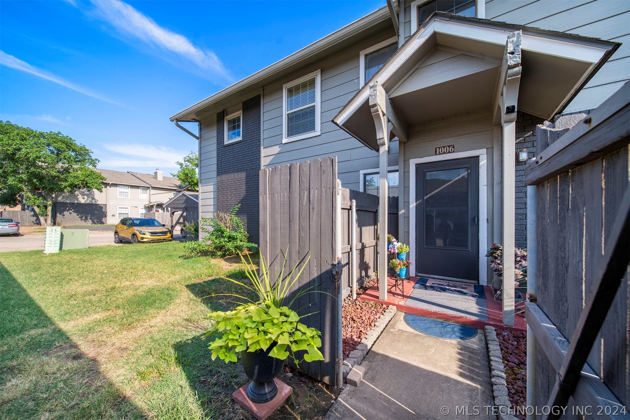 2846 E 90TH Street 1006