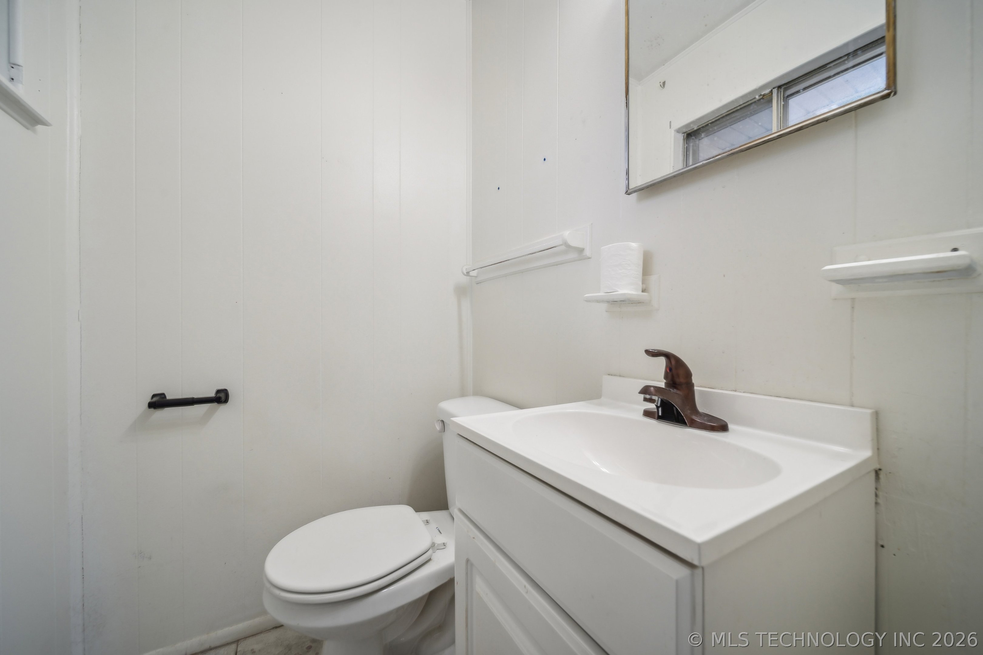 9709 E 4th Place