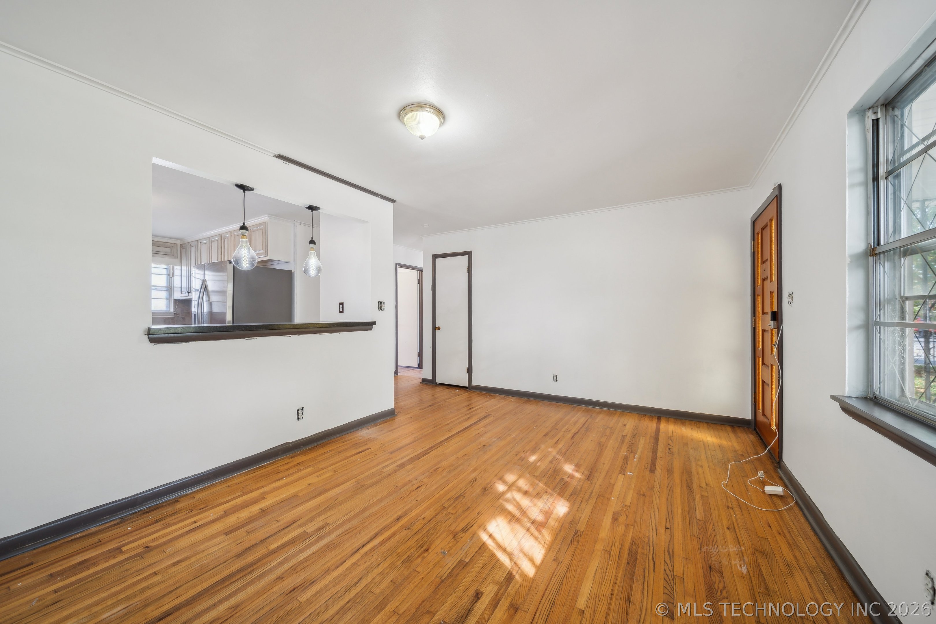 9709 E 4th Place