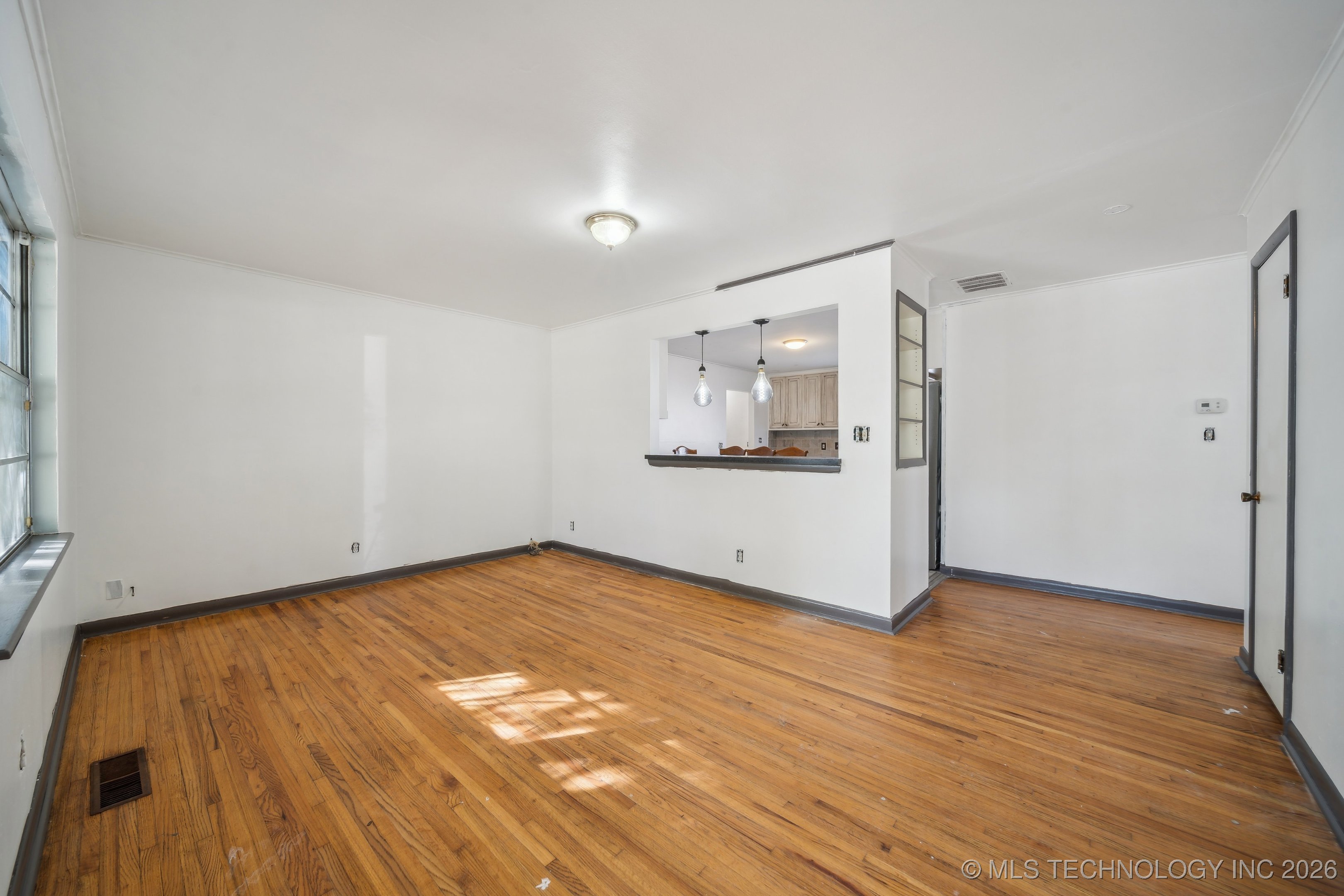 9709 E 4th Place