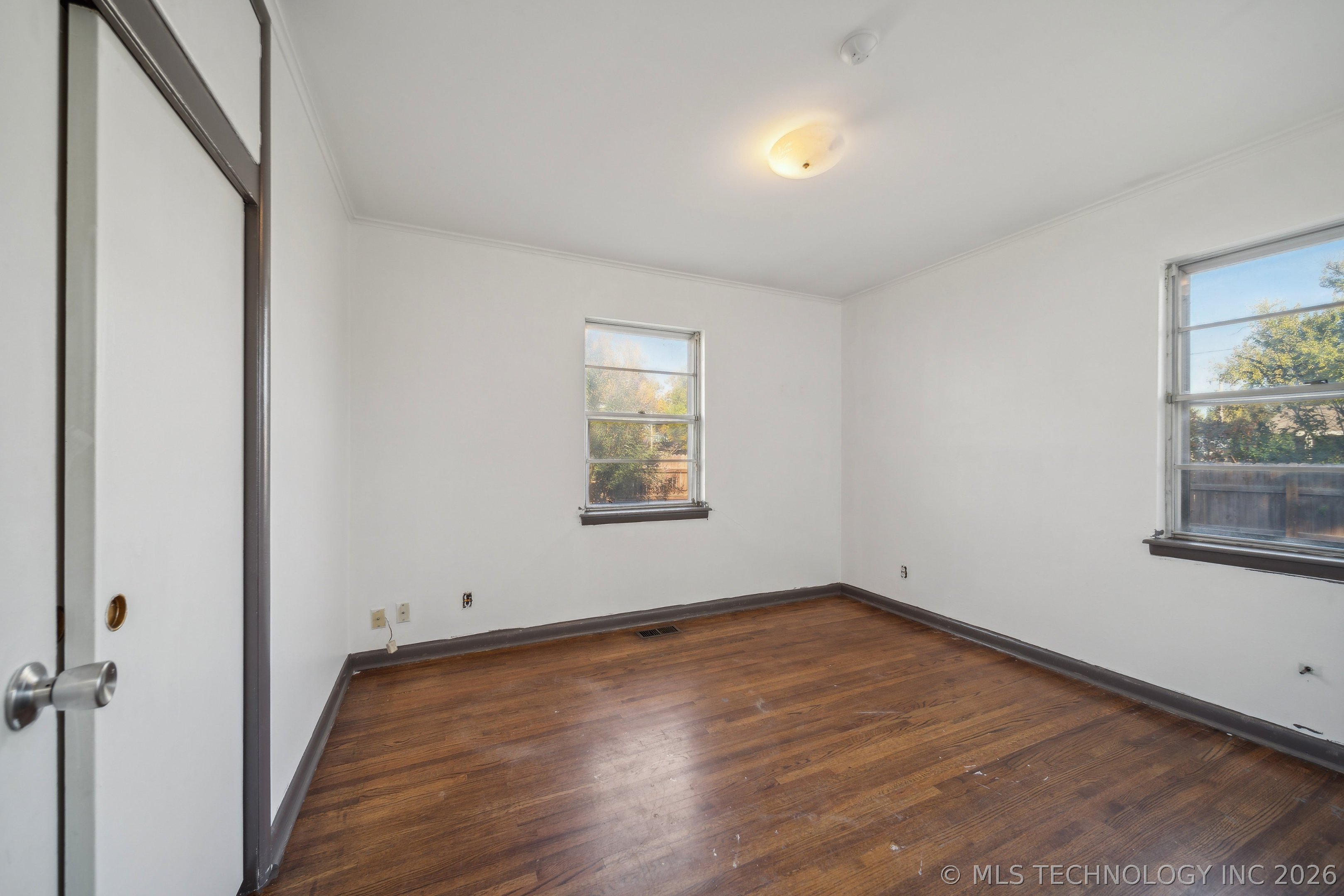 9709 E 4th Place