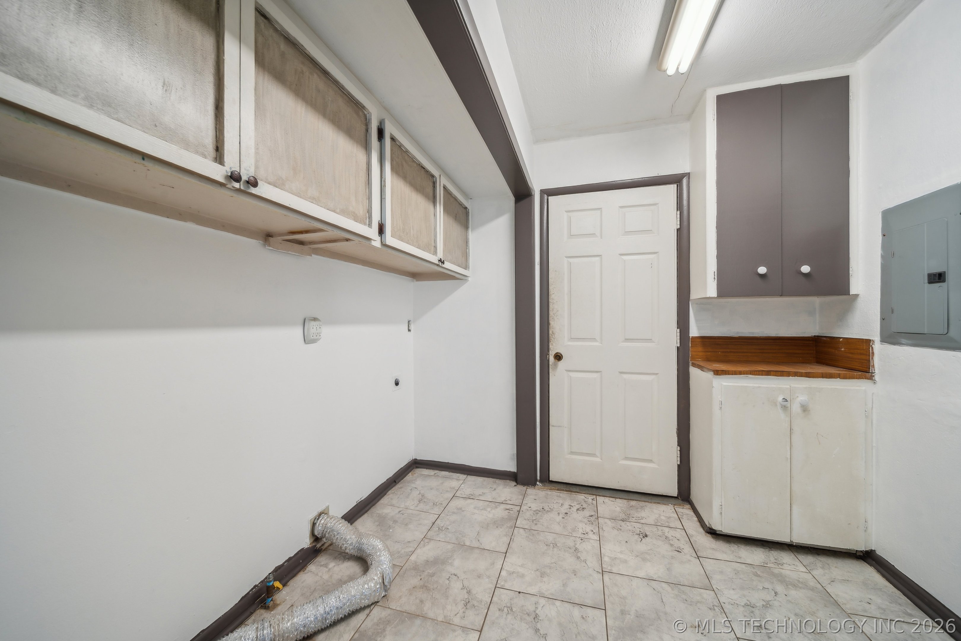 9709 E 4th Place