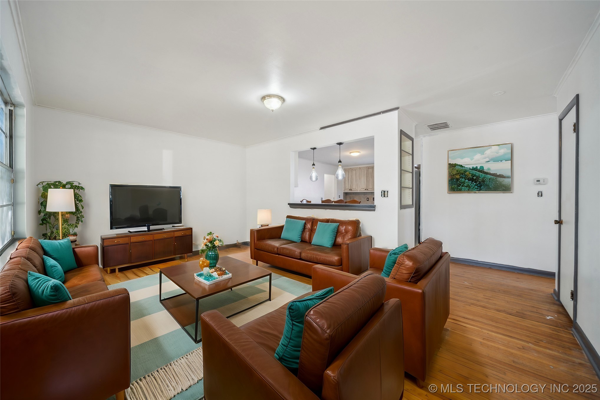 9709 E 4th Place