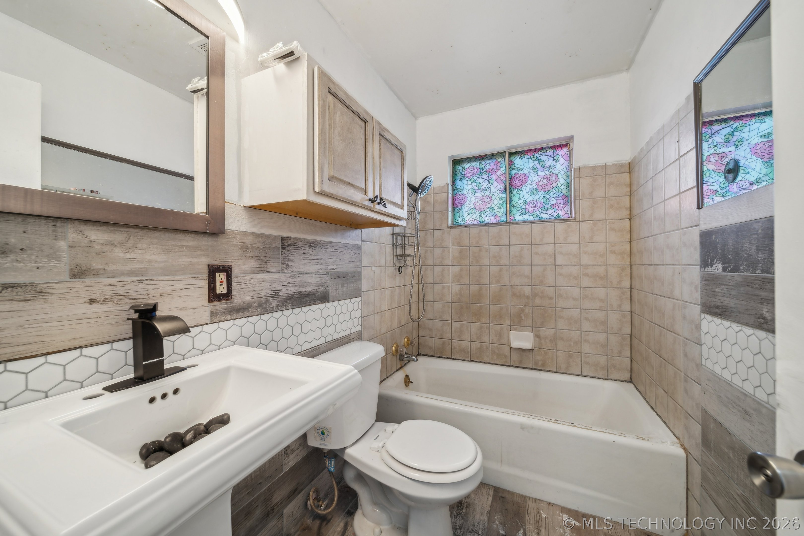 9709 E 4th Place