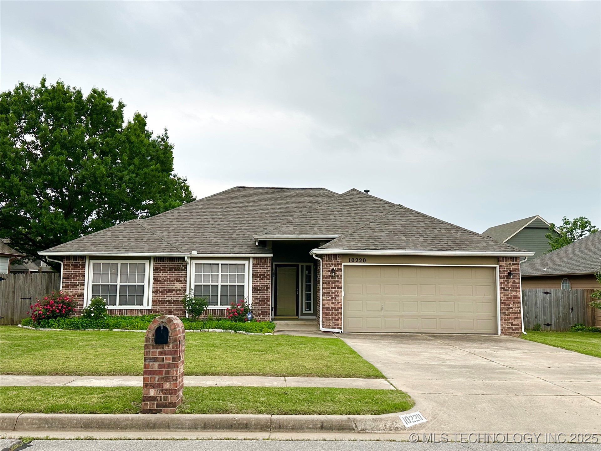 10220 E 116th Place S
