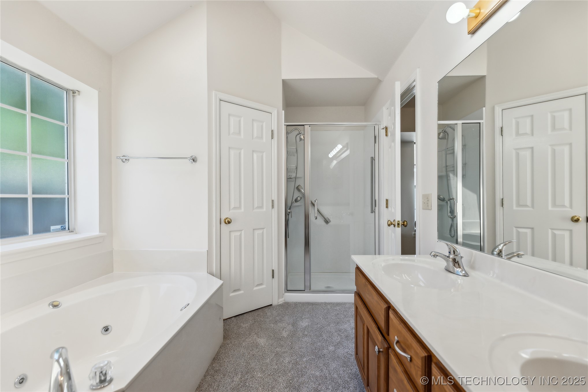 10220 E 116th Place S