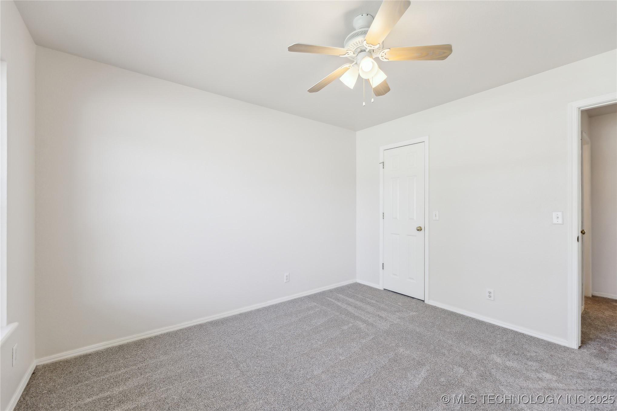 10220 E 116th Place S