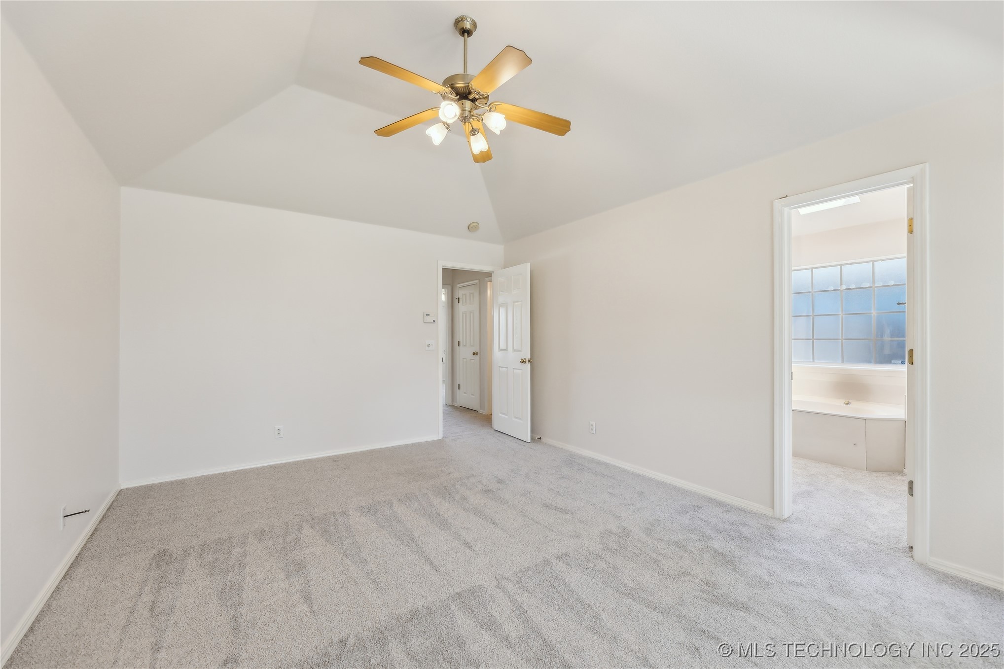 10220 E 116th Place S