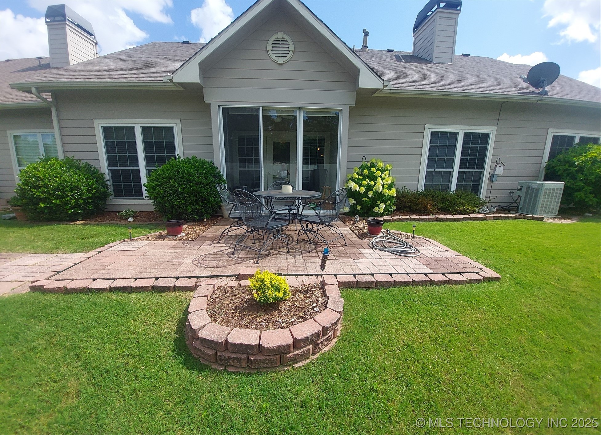 8303 E 77th Place
