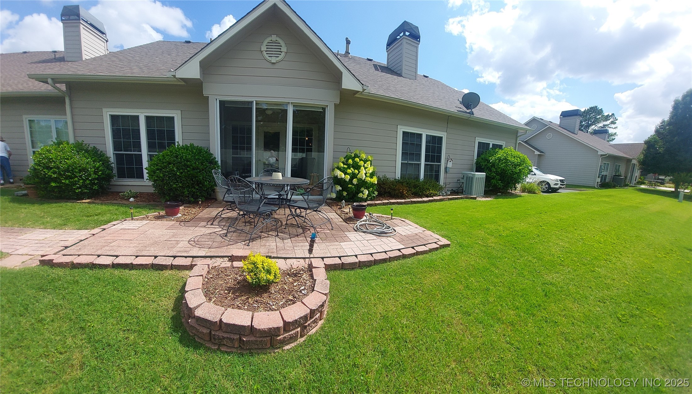8303 E 77th Place