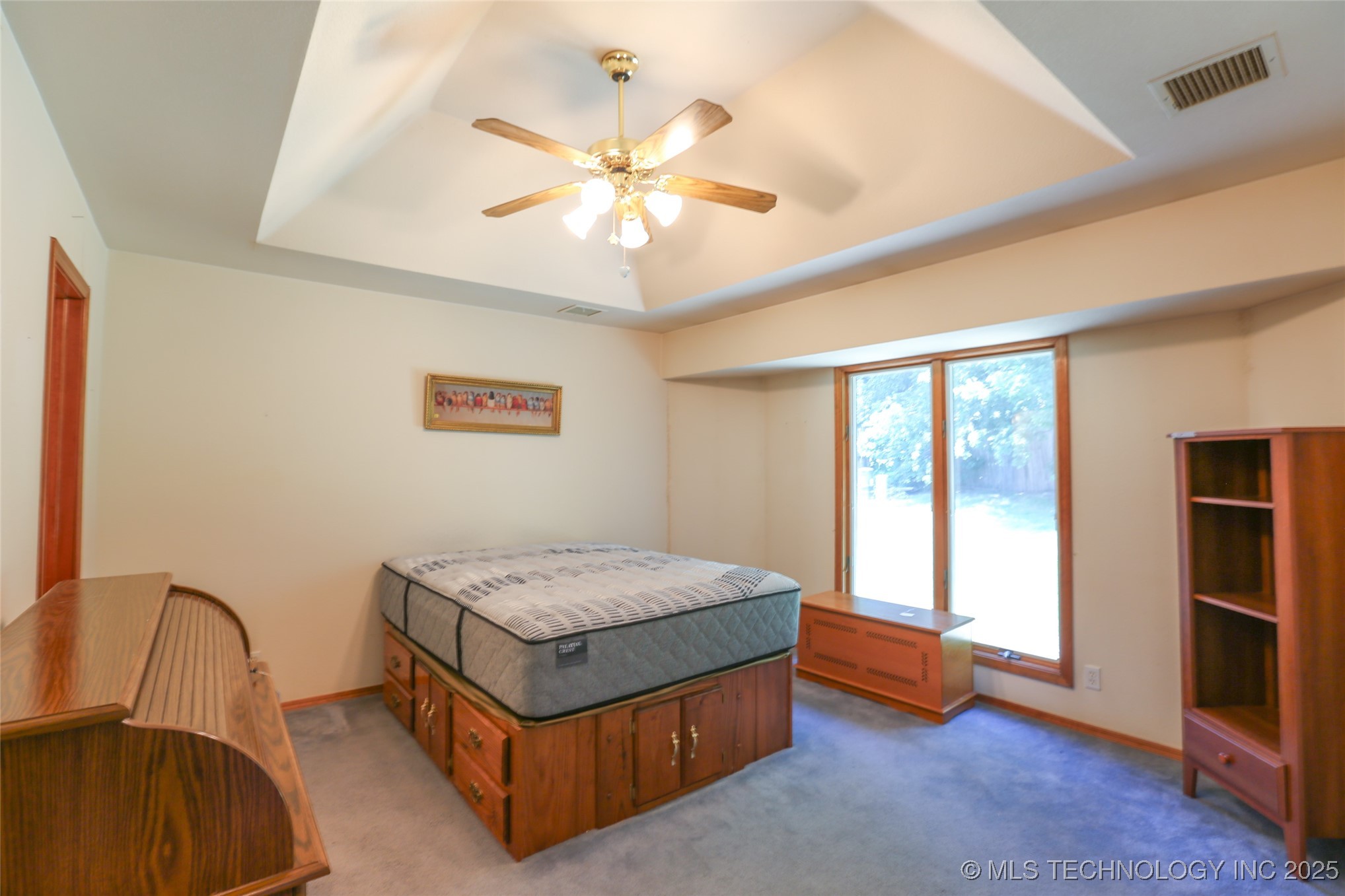 104 E Laredo Place