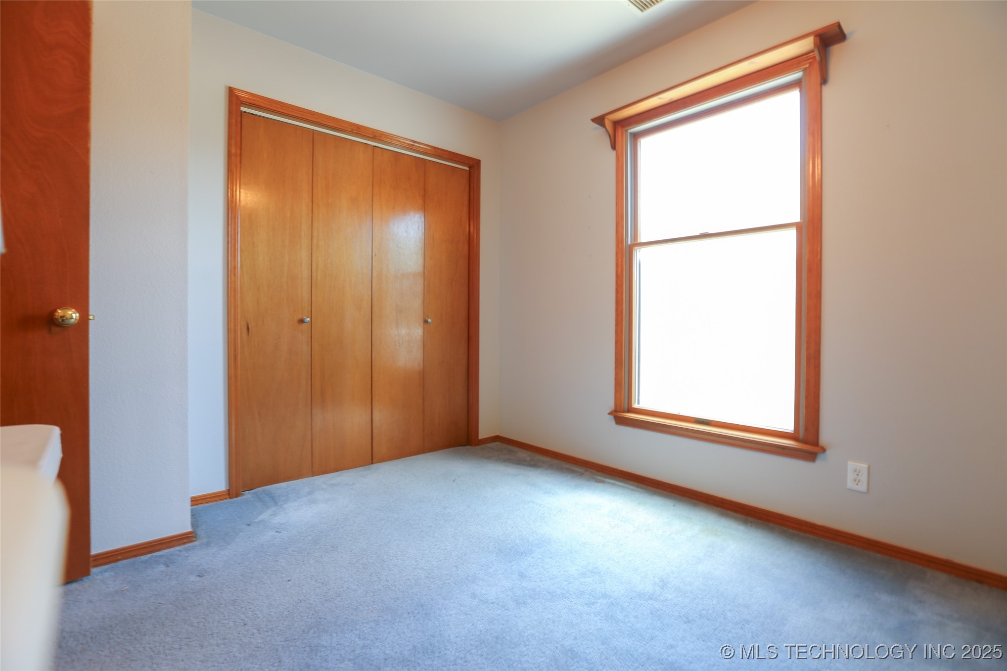 104 E Laredo Place