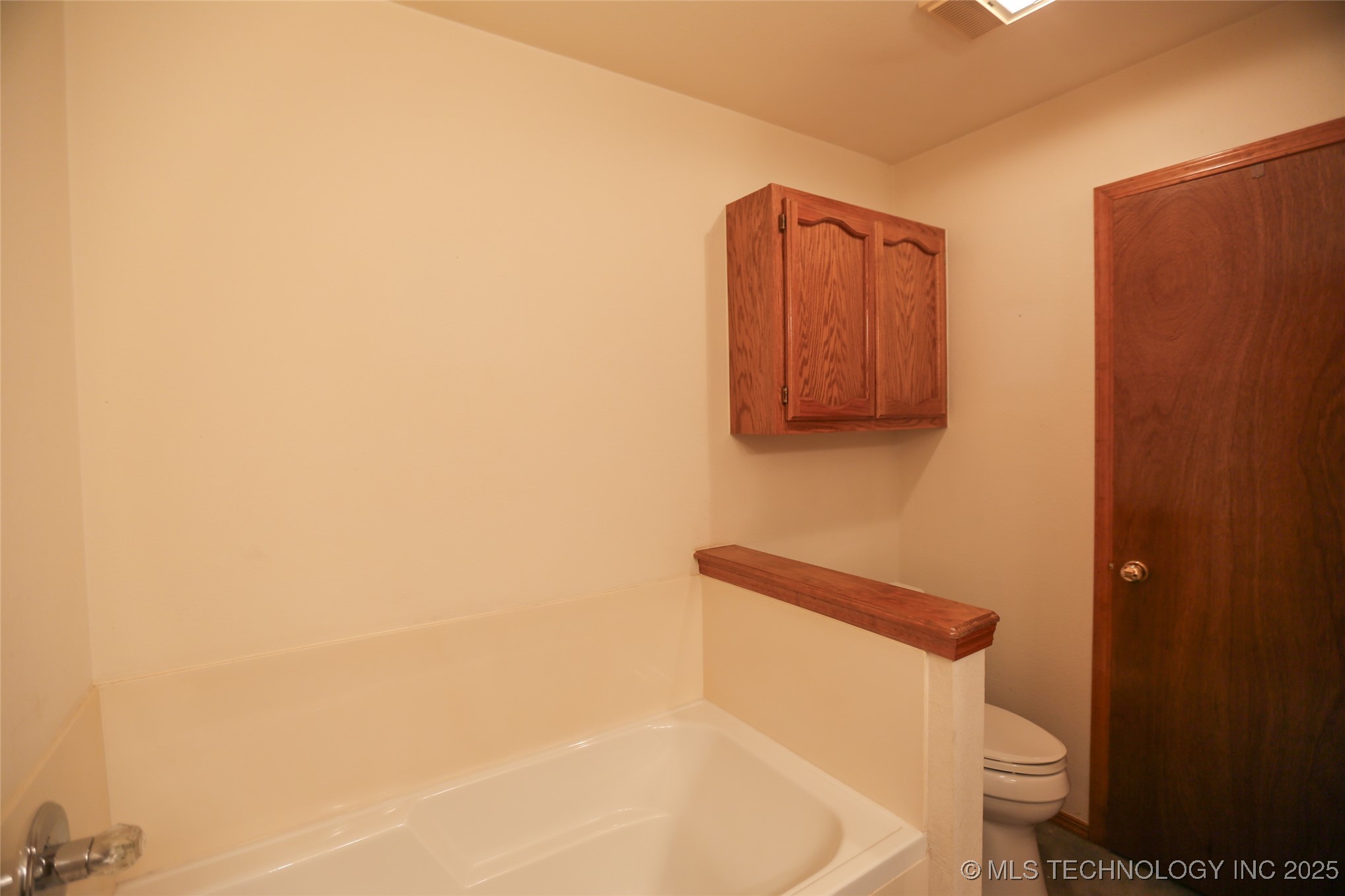 104 E Laredo Place