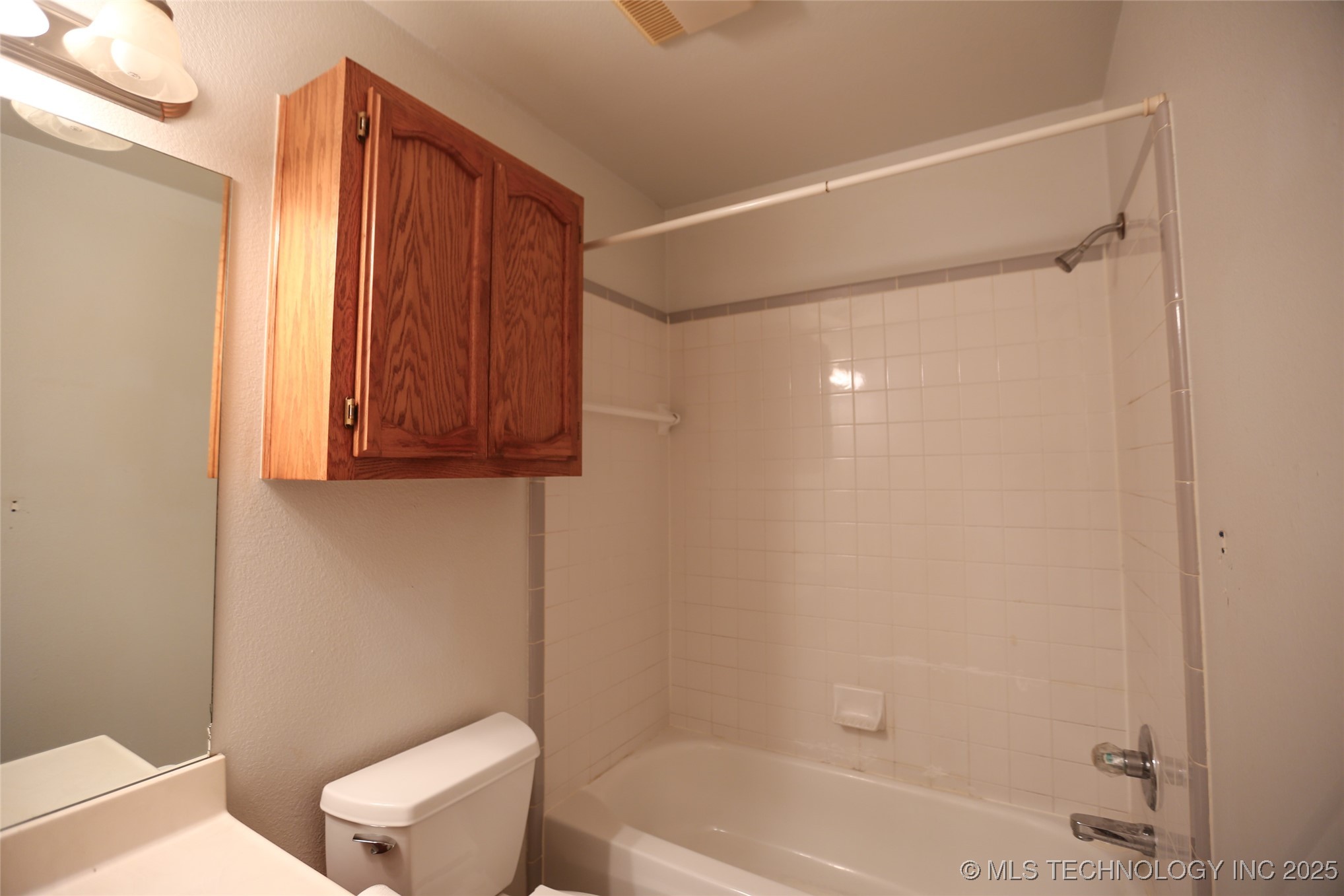 104 E Laredo Place