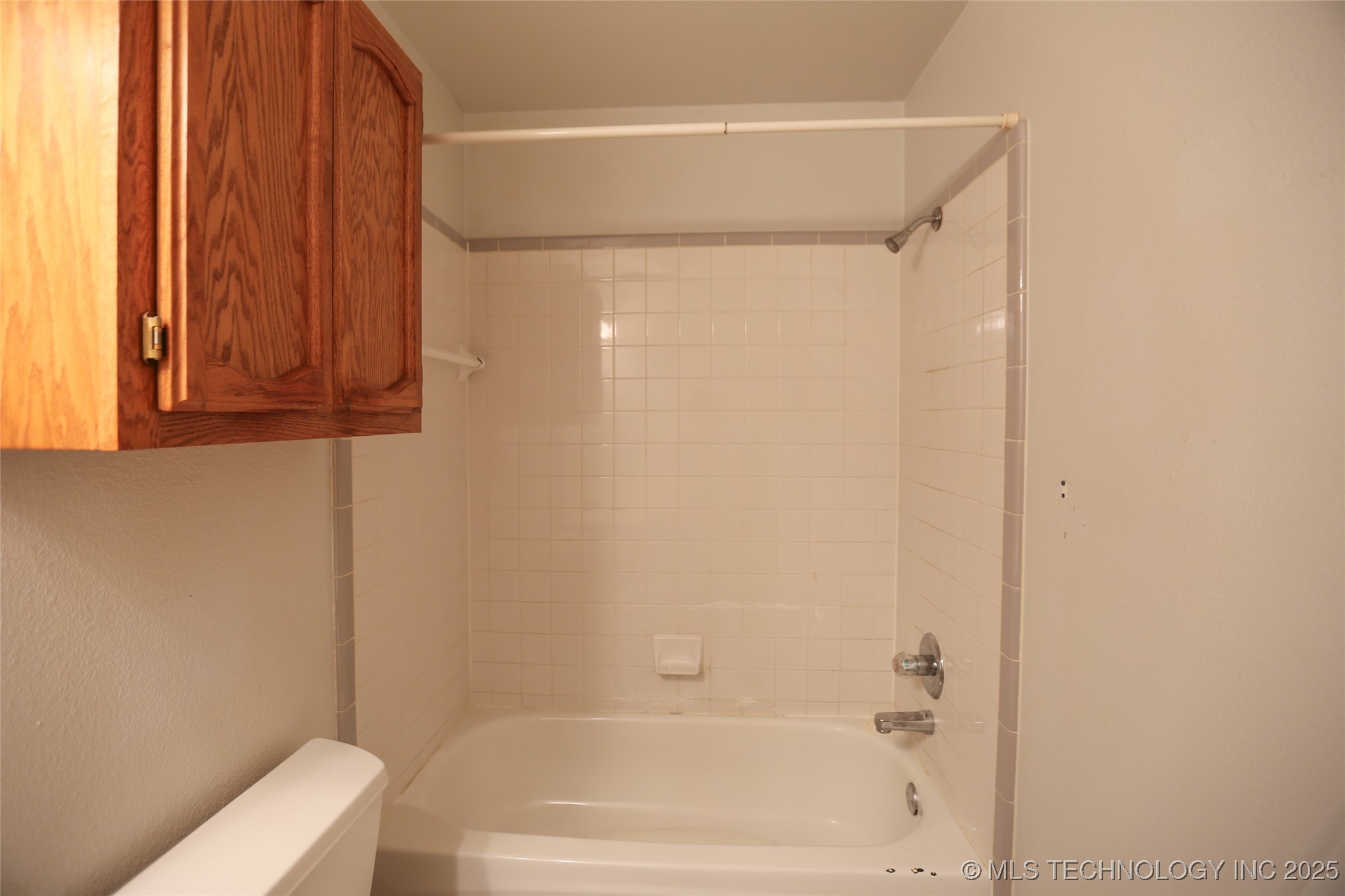 104 E Laredo Place