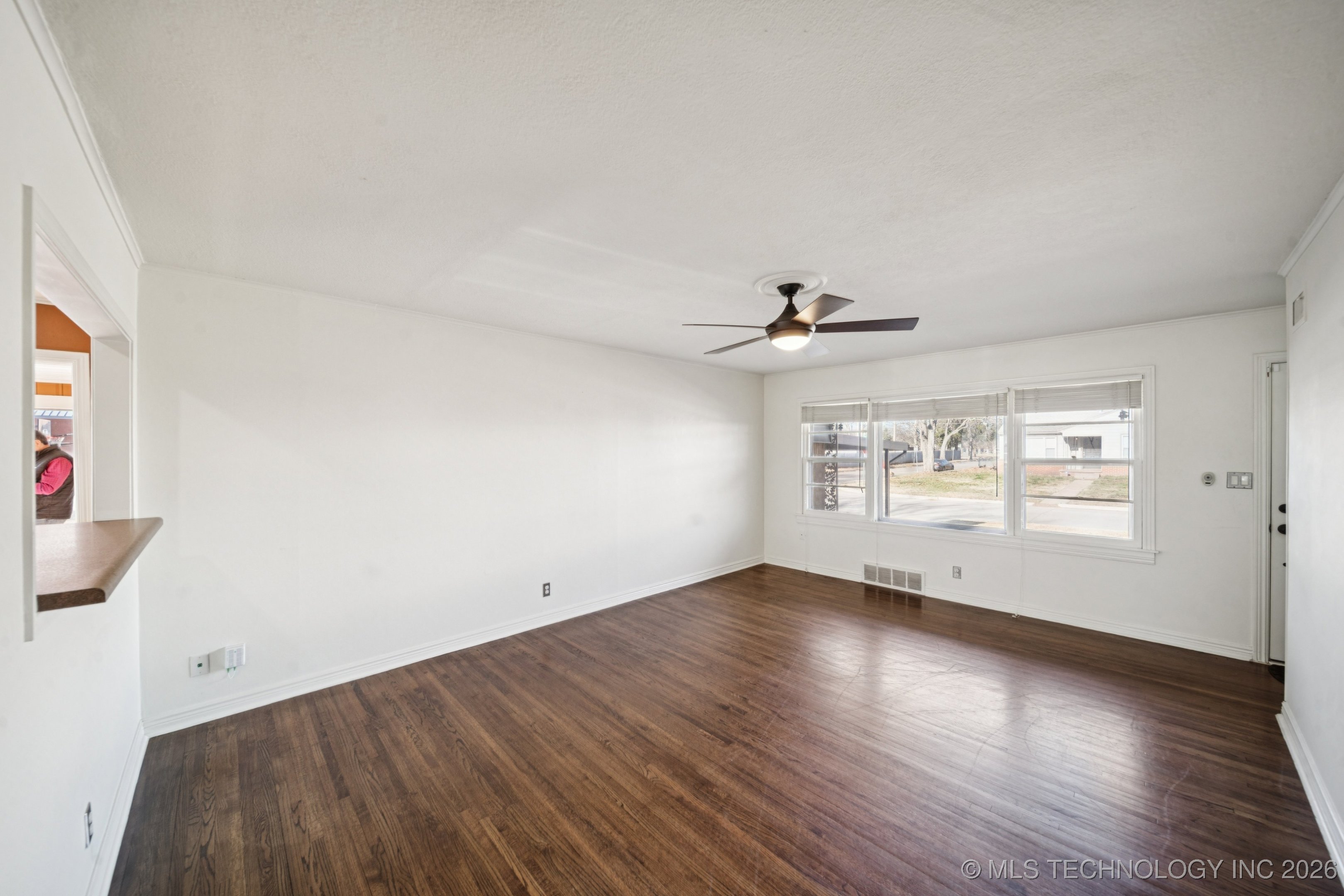 1404 E 49th Street