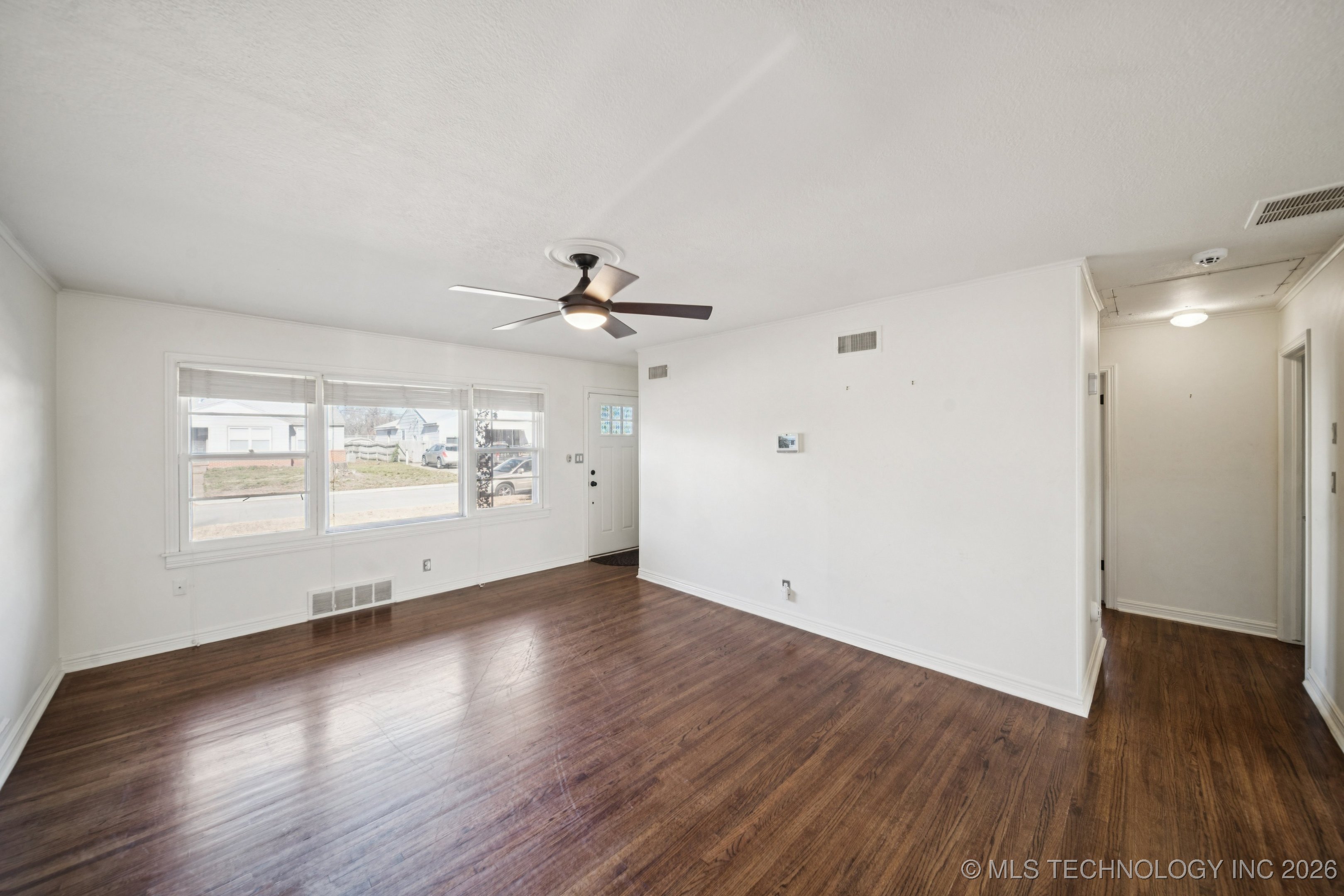 1404 E 49th Street