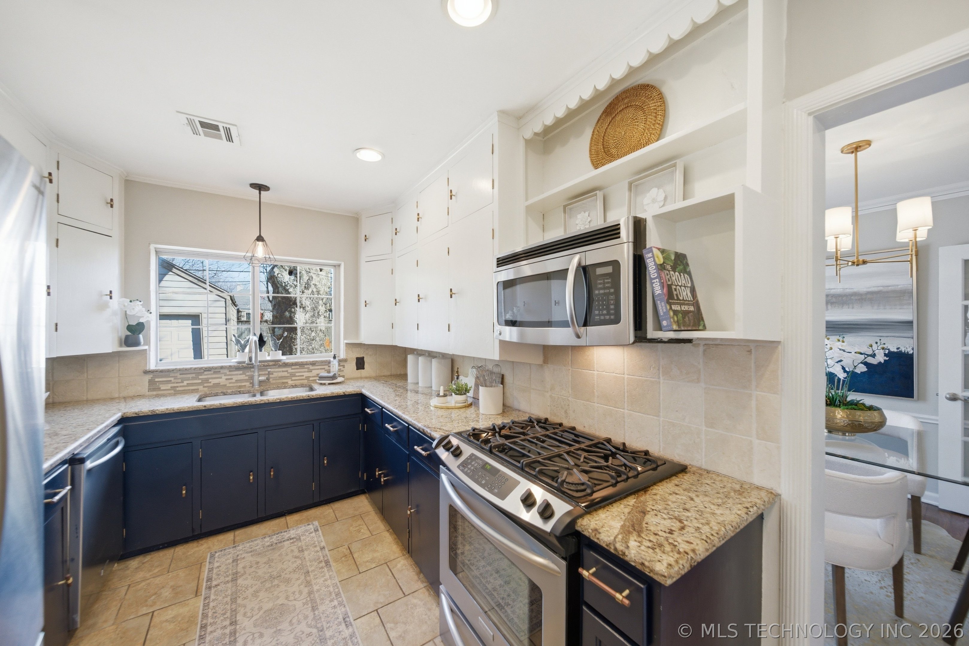 2511 E 17th Street