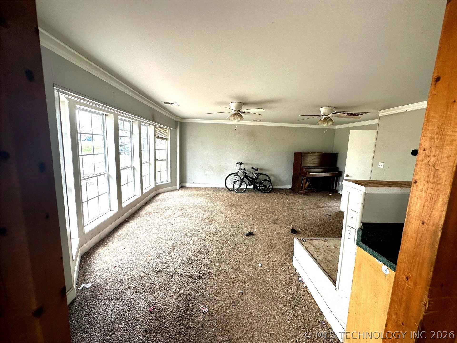 1406 W 13th Street S