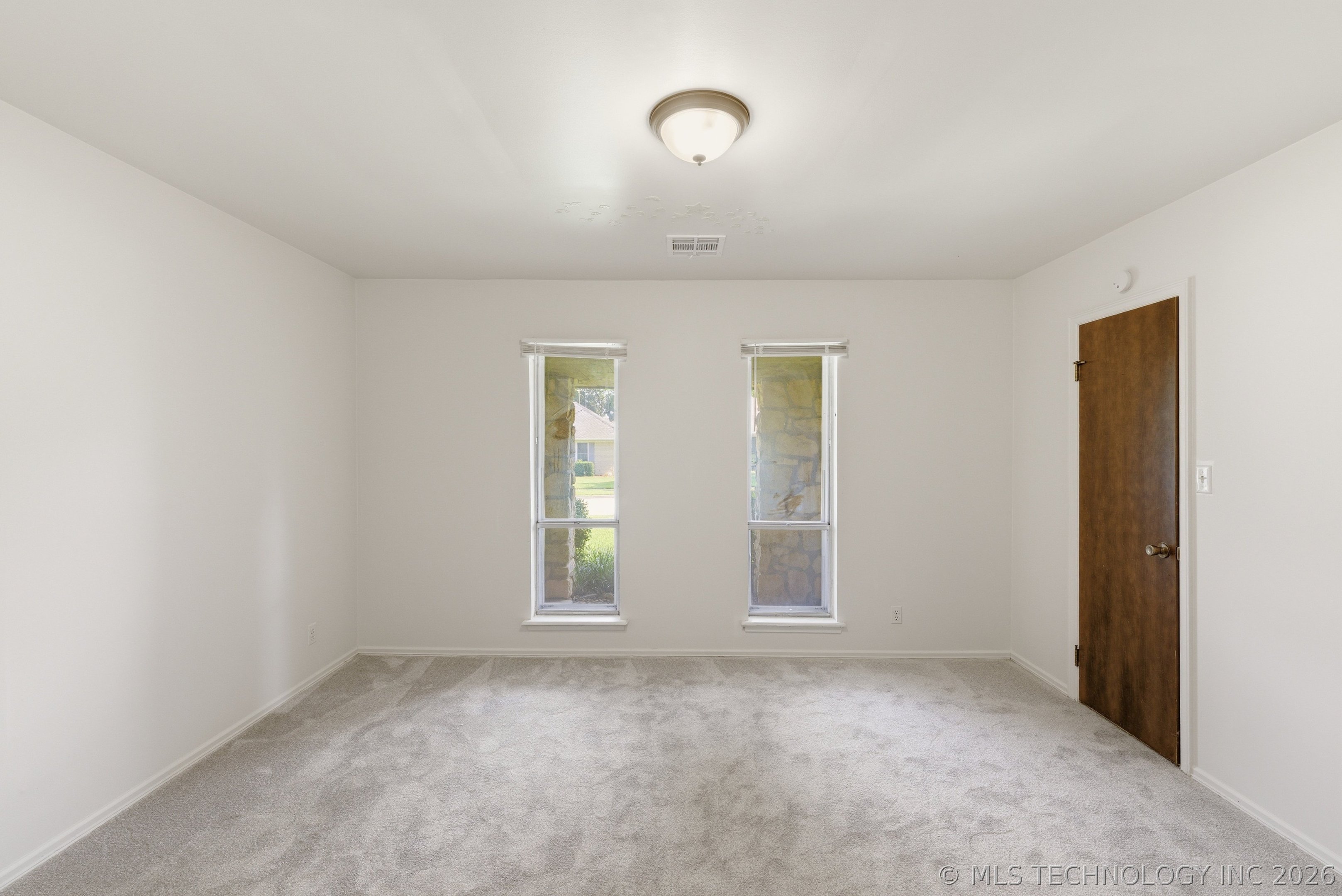 6828 E 47th Street