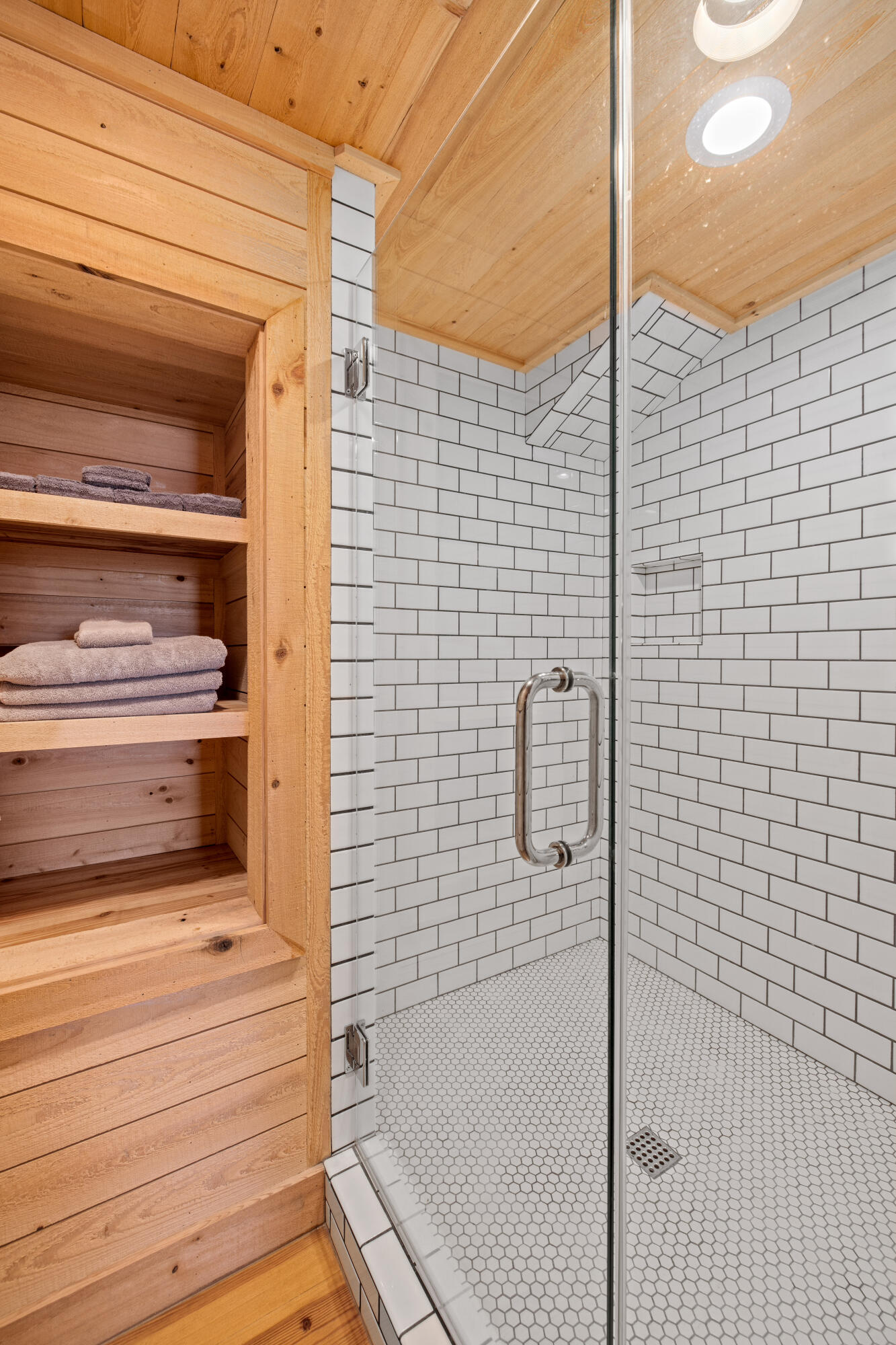 8717 Crawford Island Lane