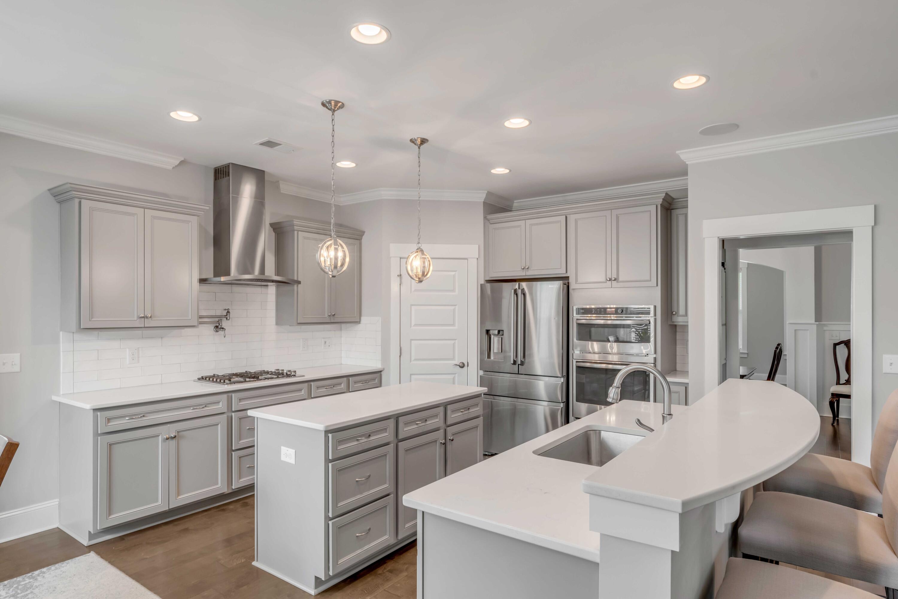 866 Shutes Folly Drive