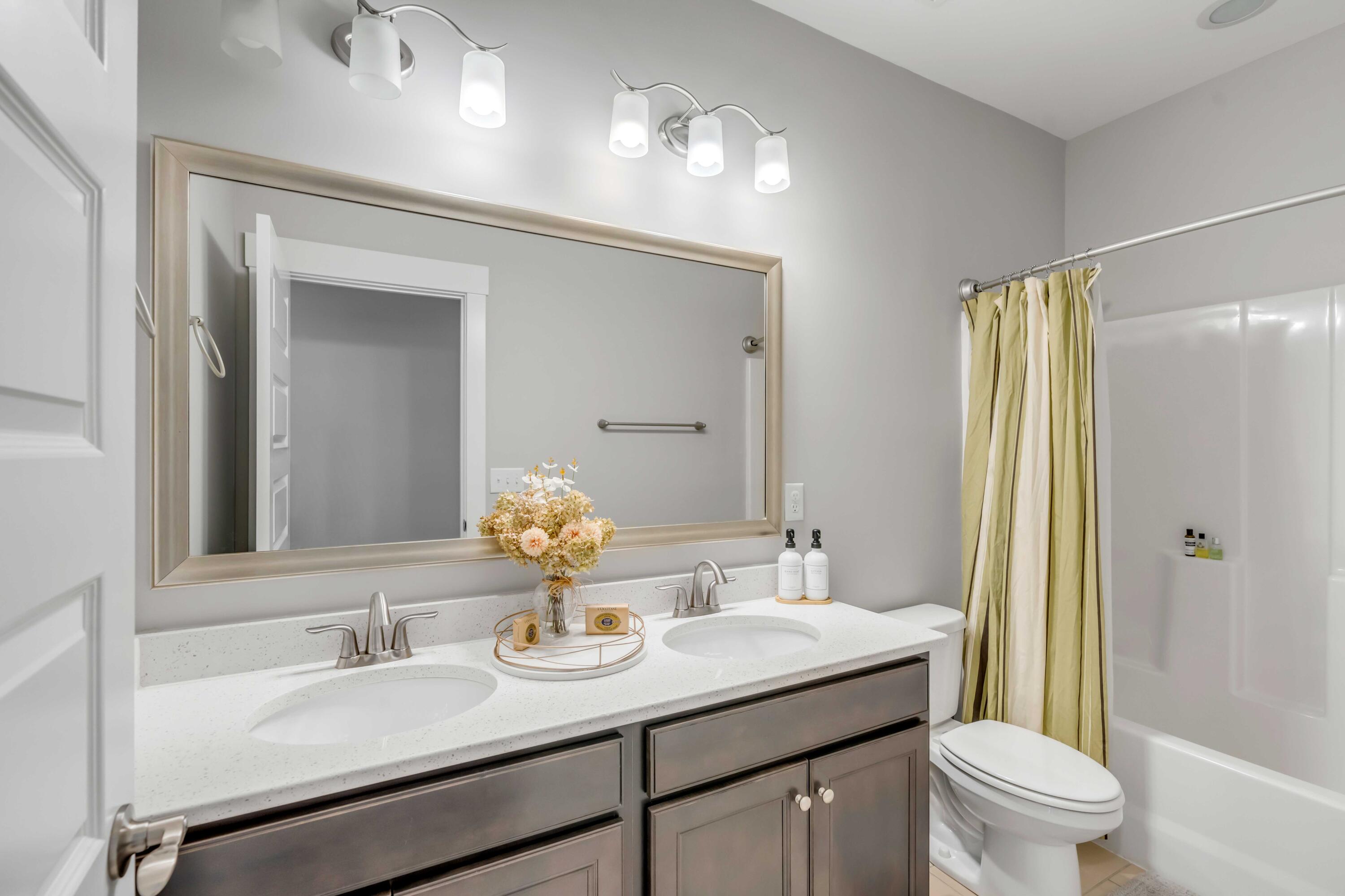 866 Shutes Folly Drive