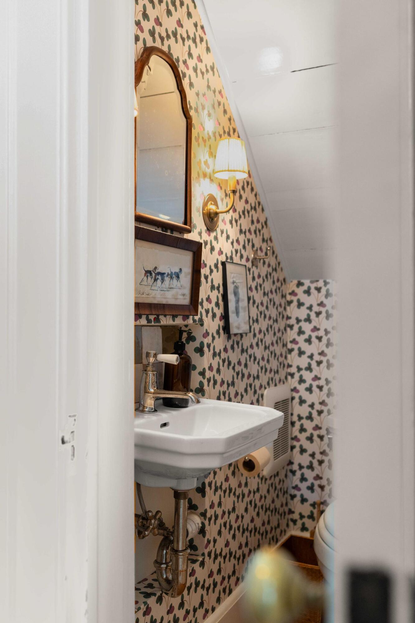 11 Saint Michaels Alley