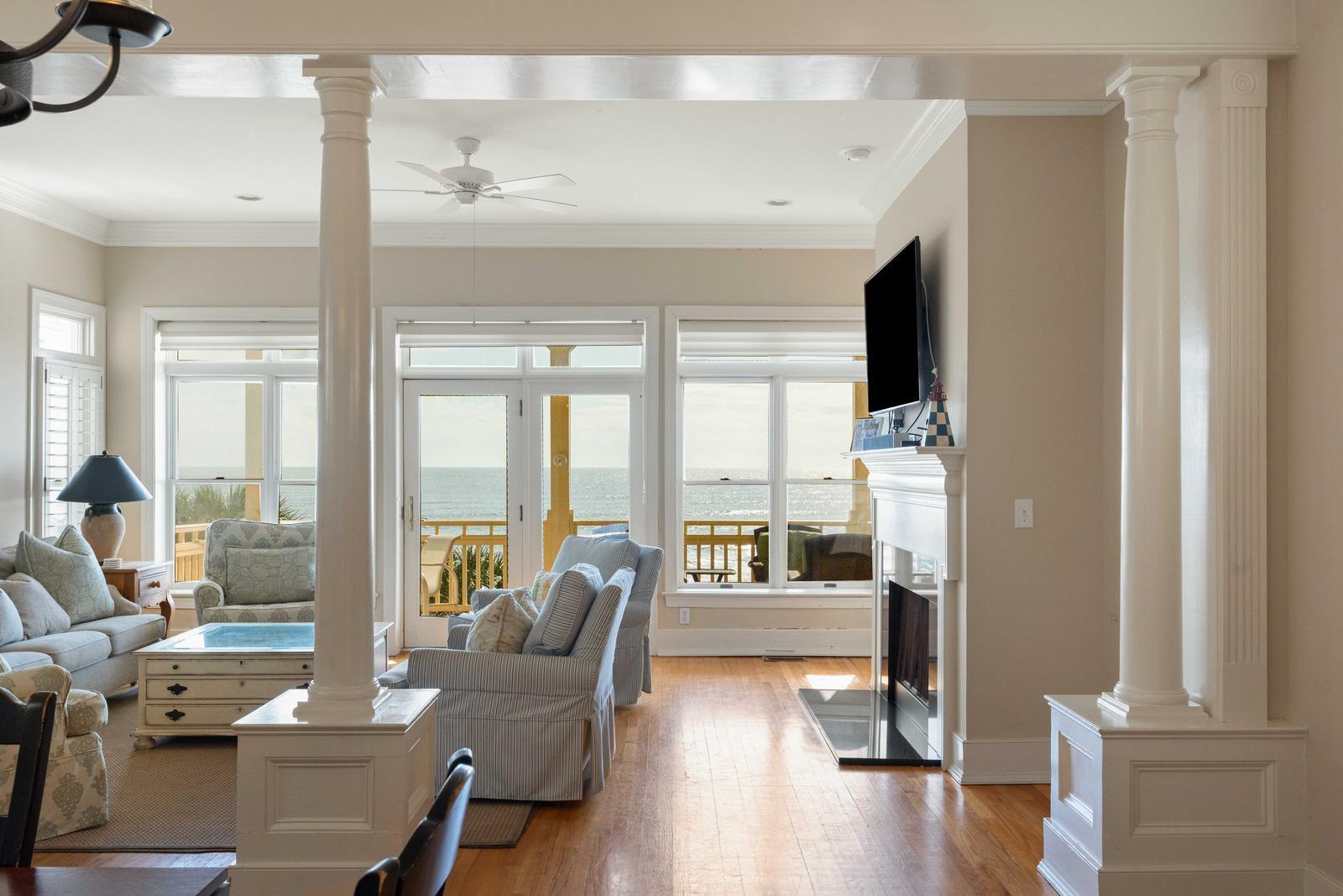 63 Grand Pavilion Boulevard