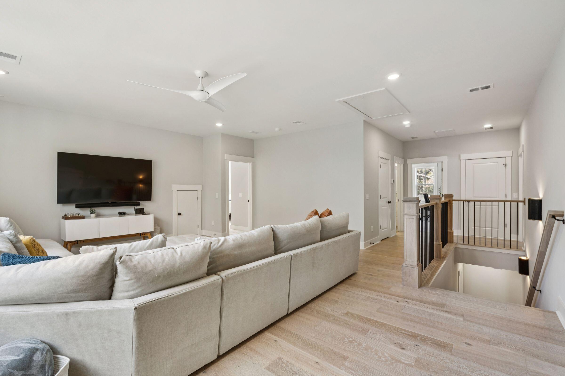 964 Pine Hollow Road