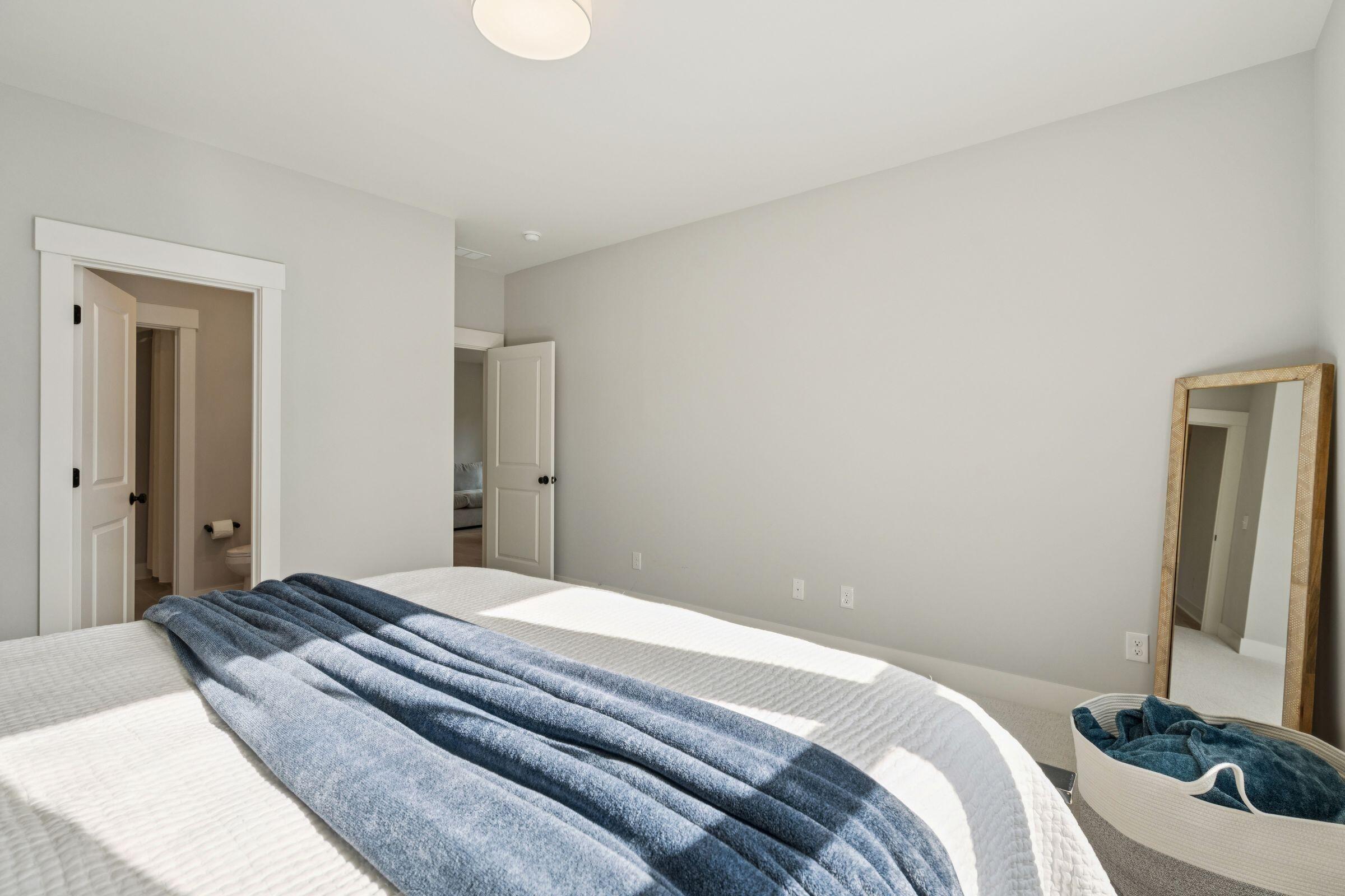 964 Pine Hollow Road