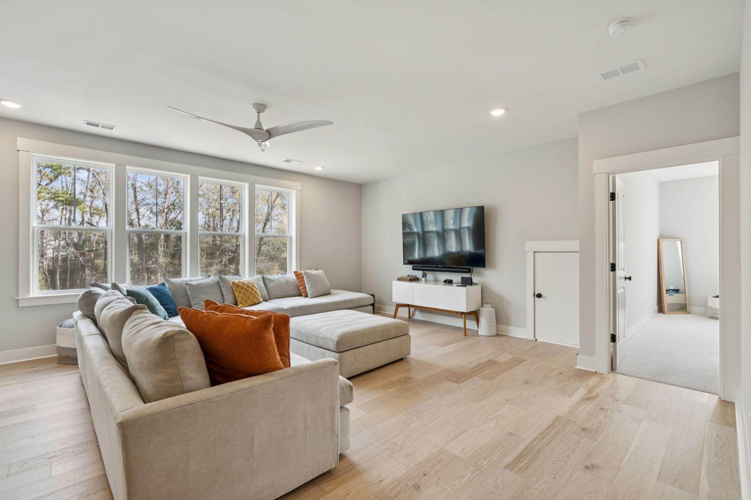 964 Pine Hollow Road