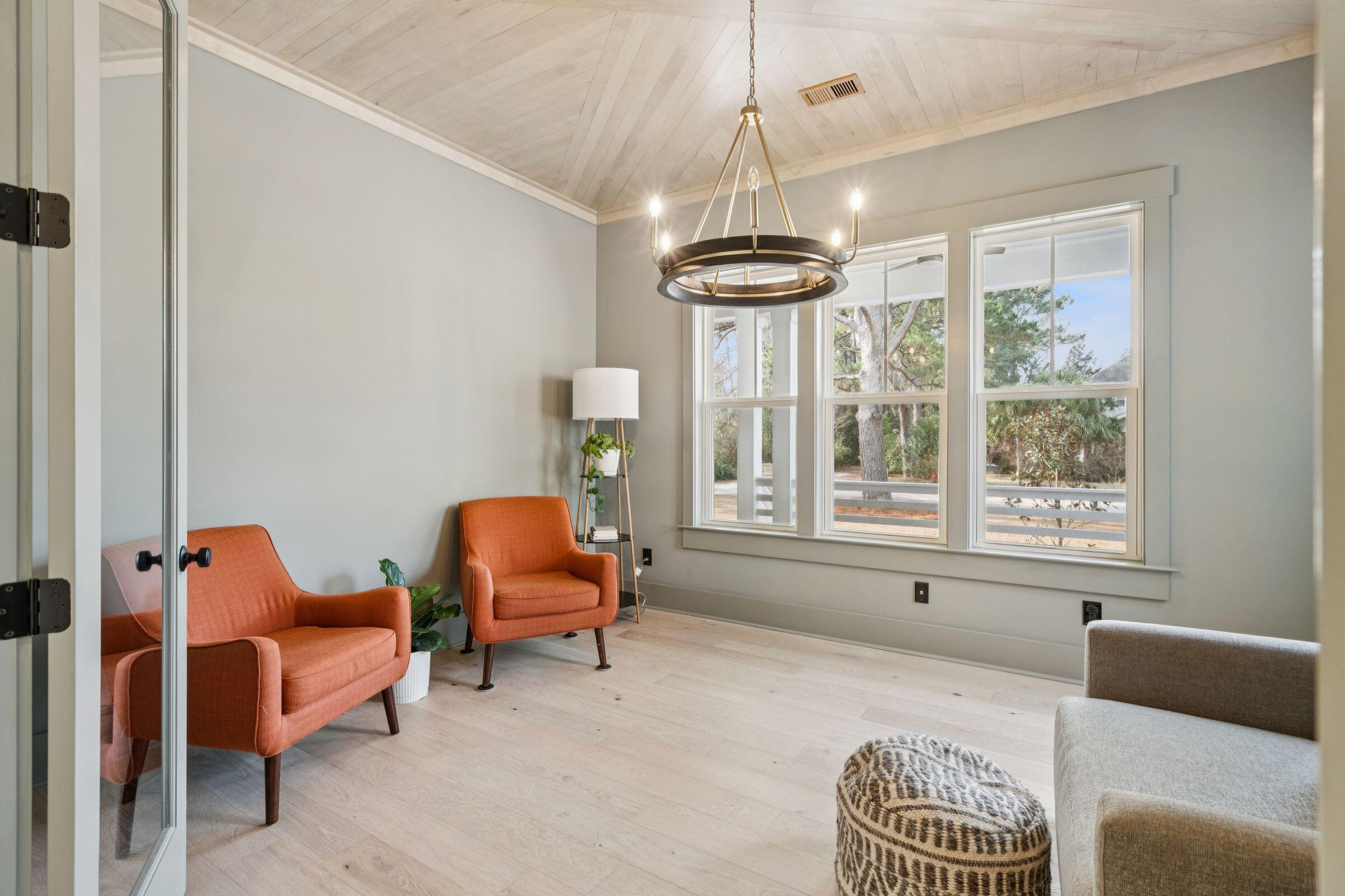 964 Pine Hollow Road