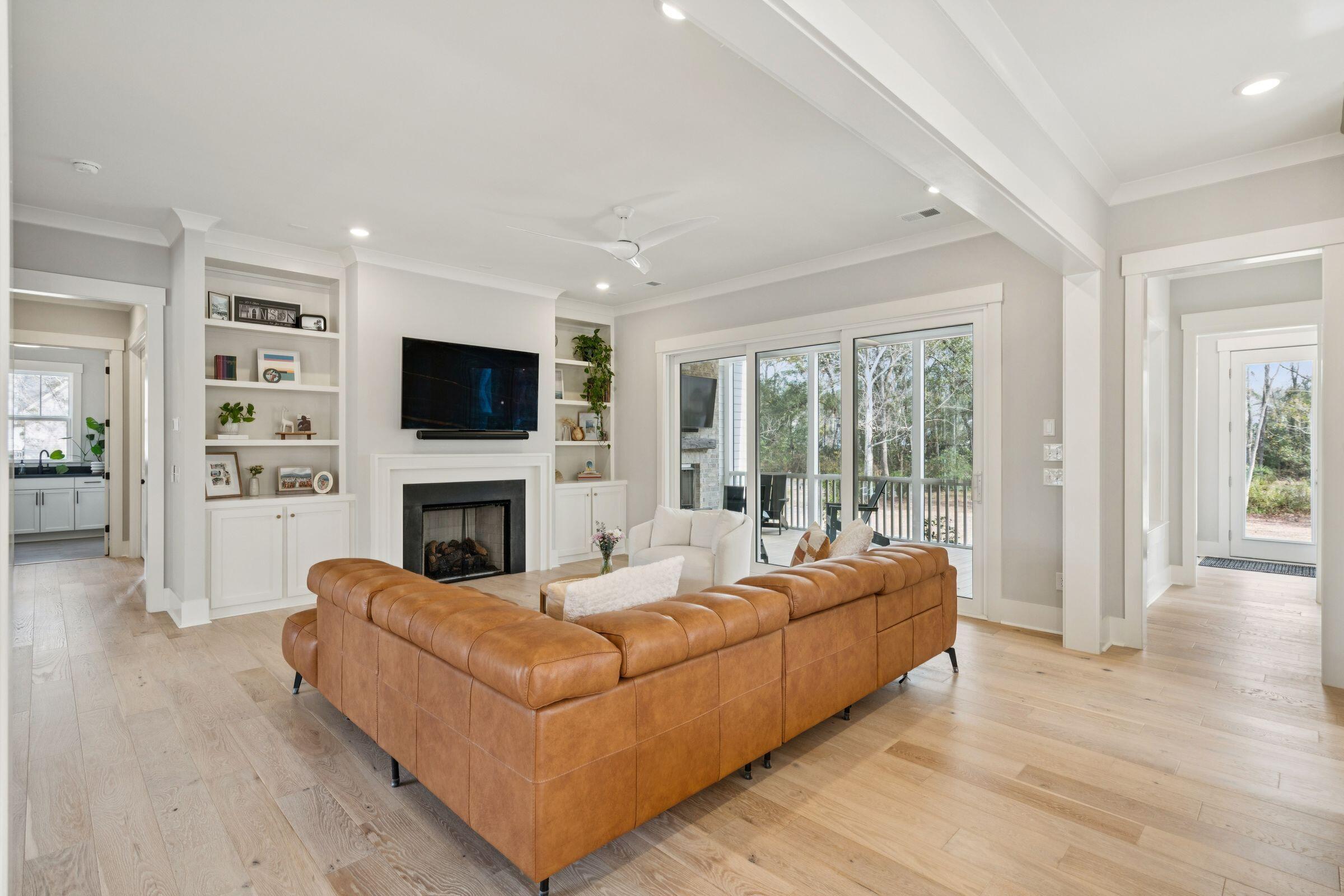 964 Pine Hollow Road