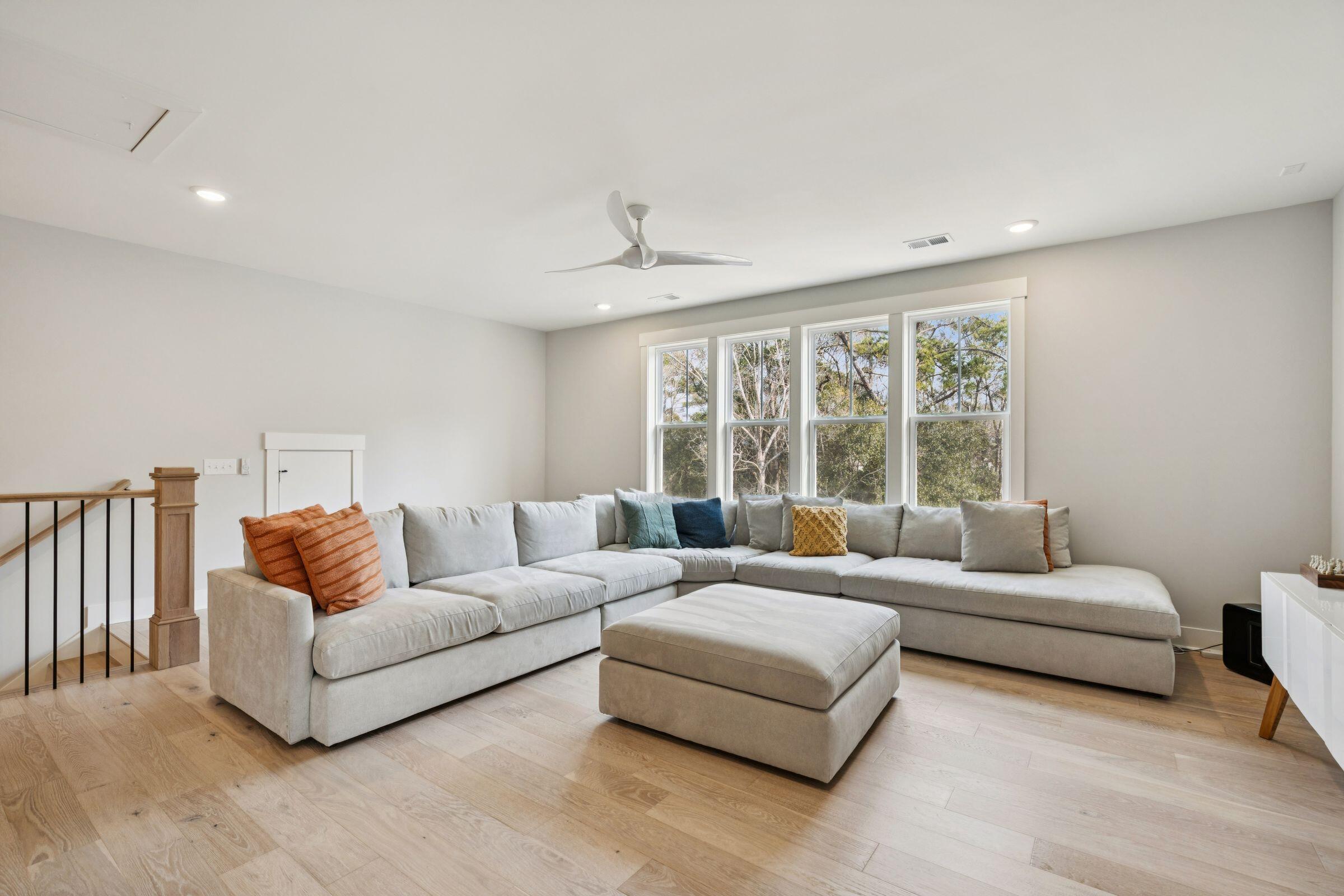 964 Pine Hollow Road