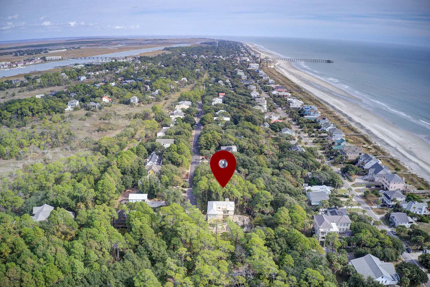615 W Beach Court